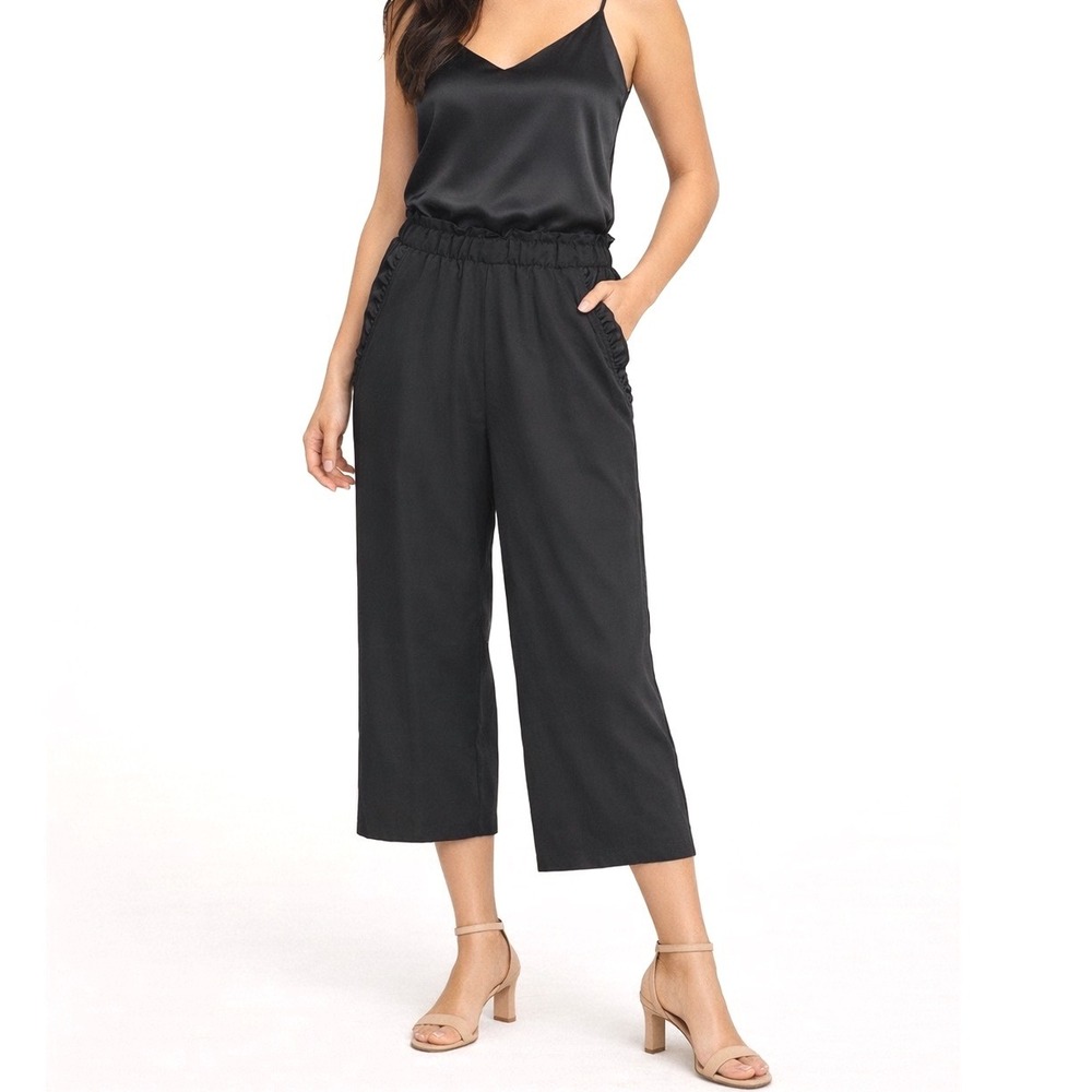 H&M Black Elastic Waist Ruffle Pocket Cropped Pants 10 Preppy Academia 52-05